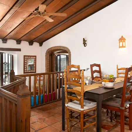 Comendador By Interhome Tatil Evi *