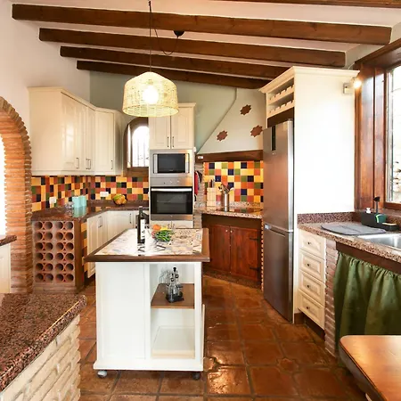 Comendador By Interhome Tatil Evi *