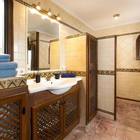 Comendador By Interhome Tatil Evi Frigiliana